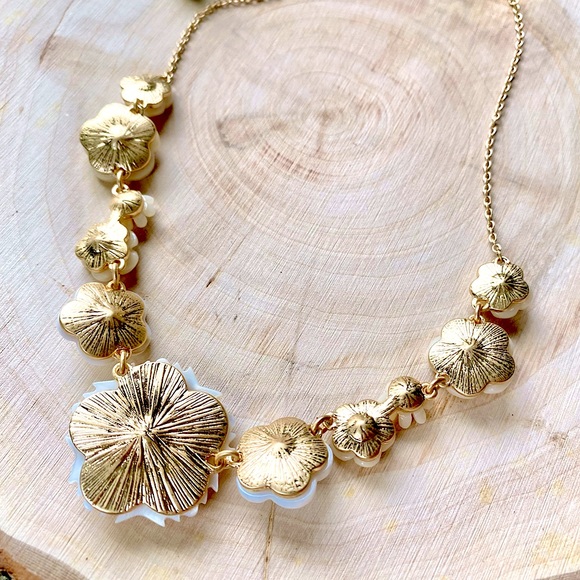 Lonna and Lilly Gold-Tone Crystal and Mother-of-Pearl Flower Necklace - Picture 5 of 7